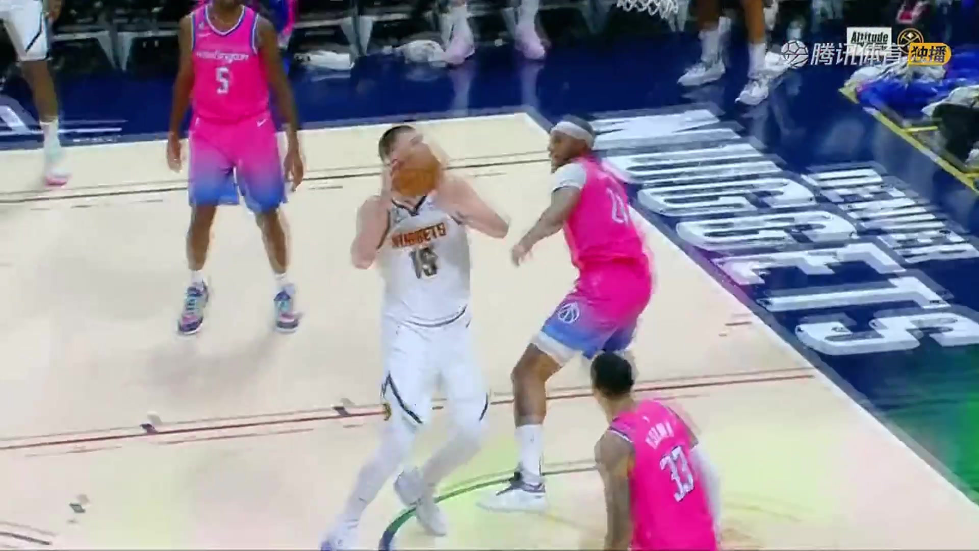 這效率要沖三連MVP？約基奇20中17爆砍43分14板8助5斷皆全隊最高（約基奇砍32分20籃板10助攻）