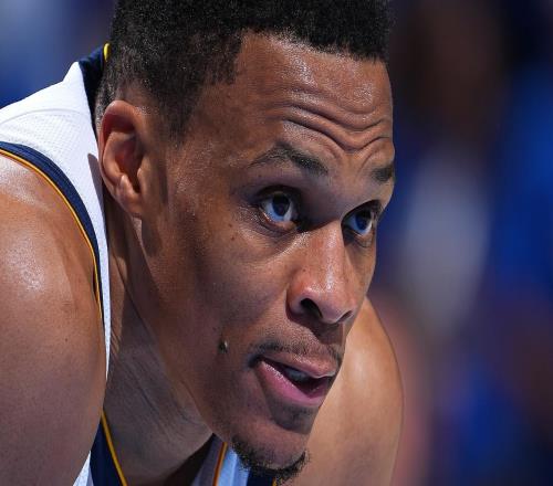 曝威少收到一支中國(guó)球隊(duì)的報(bào)價(jià)，從一細(xì)節(jié)看或是北京首鋼